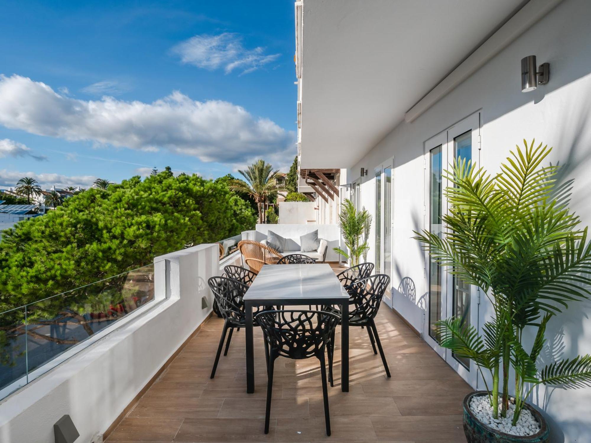 3 Bdrm Stylish Apt W Pool In Puerto Banus Μαρμπέλλα Εξωτερικό φωτογραφία
