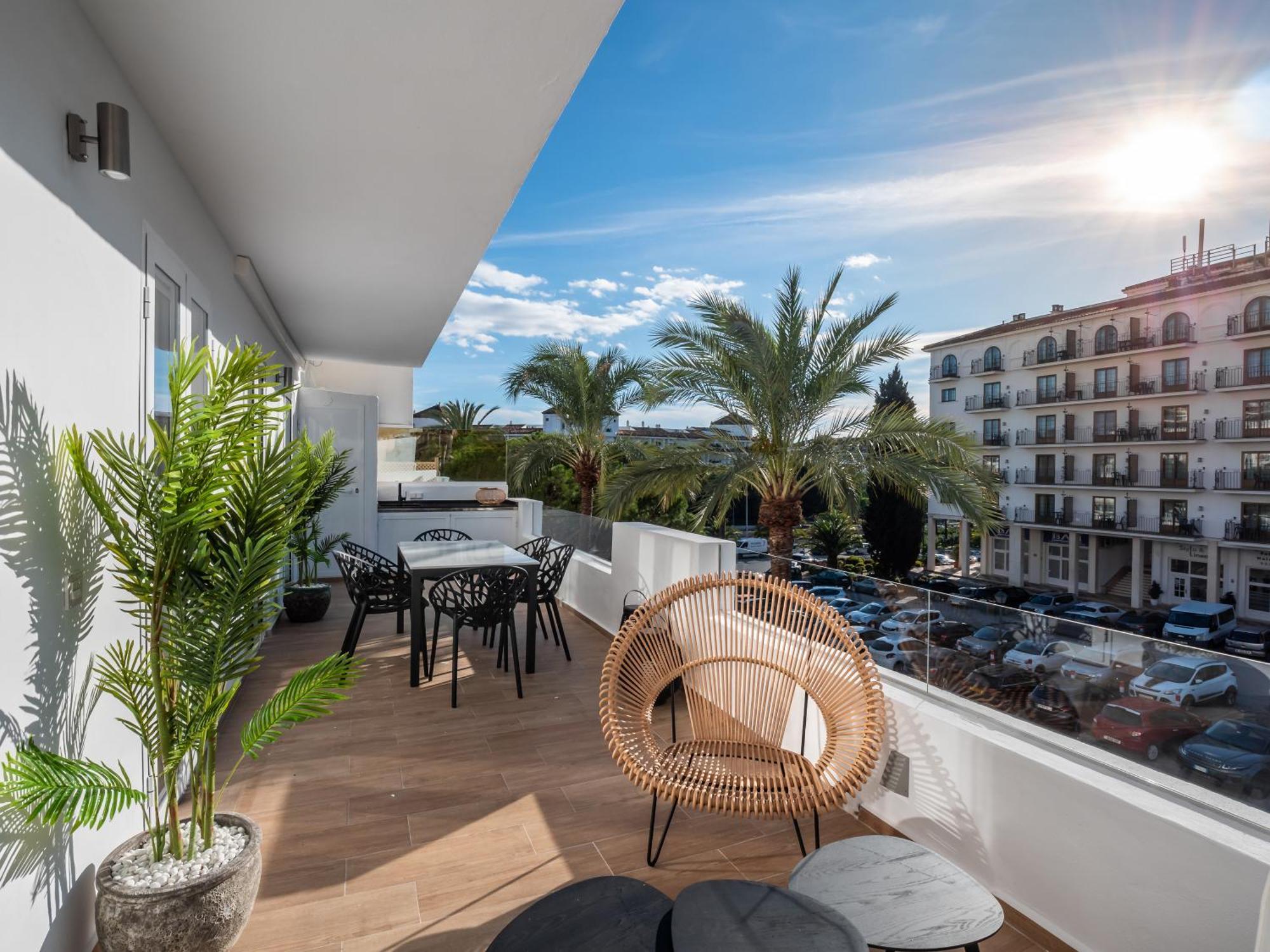 3 Bdrm Stylish Apt W Pool In Puerto Banus Μαρμπέλλα Εξωτερικό φωτογραφία